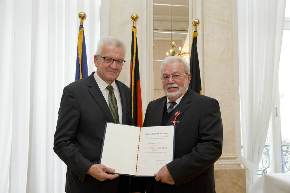 Ministerpräsident Winfried Kretschmann (l.) und Karl Treffinger (r.)