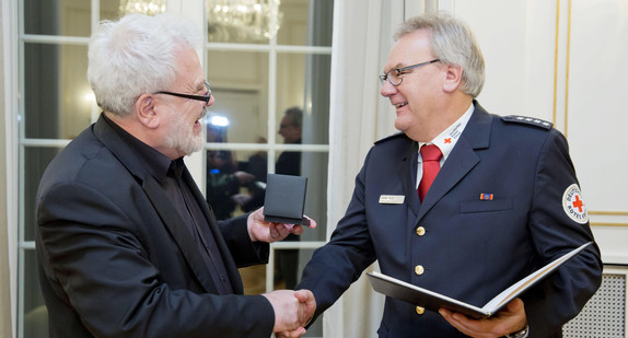 Staatsminister Klaus-Peter Murawski (l.) und Peter Kurz (r.)
