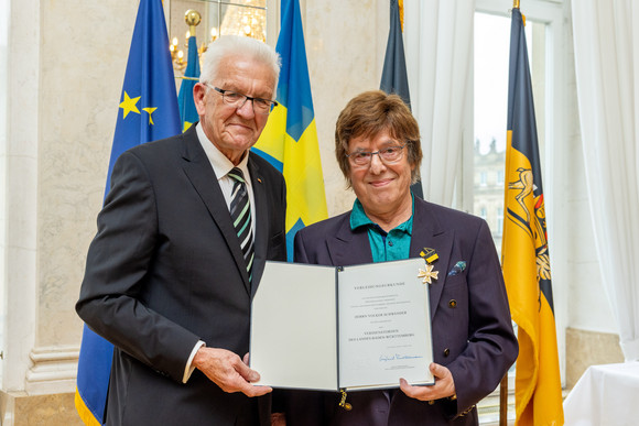 Ministerpräsident Winfried Kretschmann (links) und Volker Schwender (rechts)