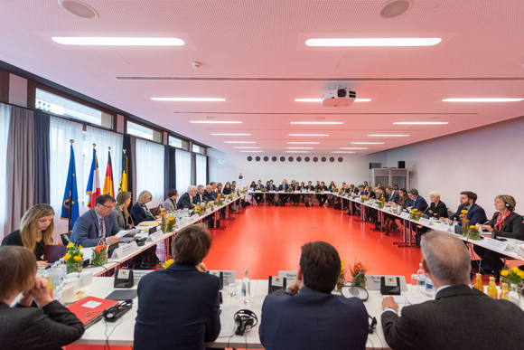 Konferenz zur grenzüberschreitenden Zusammenarbeit (Bild: Staatsministerium Baden-Württemberg)