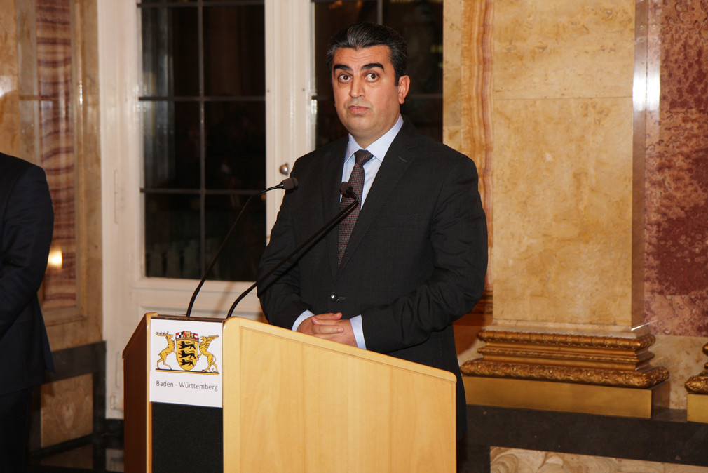Farhad Ameen Atrushi, Gouverneur der irakischen Provinz Dohuk, bei seiner Ansprache