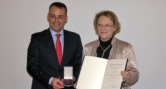 Minister Peter Friedrich (l.) und Regierungspräsidentin Nicolette Kressl (r.) (Quelle: Regierungspräsidium Karlsruhe)