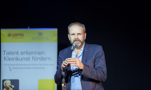 KULTUR „Lachen mit Gütesiegel“ Der Bevollmächtigte des Landes Baden-Württemberg Volker Ratzmann