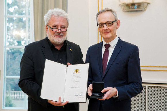 Staatsminister Klaus-Peter Murawski (l.) und Kay Johannsen (r.)