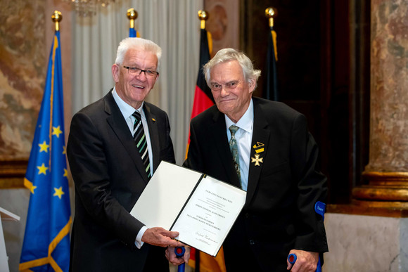 Ministerpräsident Winfried Kretschmann (l.) und Stephan Alois Oberle (r.) 