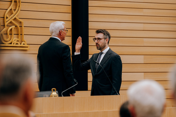 Vereidigung von Moritz Oppelt, Minister der Justiz und für Migration