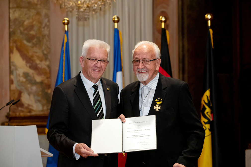 Ministerpräsident Winfried Kretschmann (l.) und Benno Baumeister (r.) 