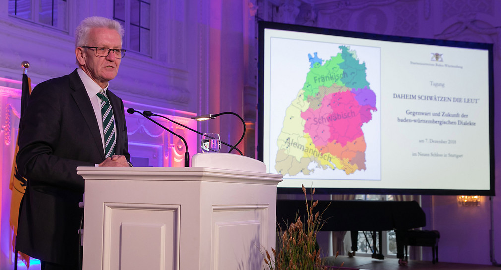 Begrüßung durch Ministerpräsident Winfried Kretschmann (Bild: © Staatsministerium Baden-Württemberg)