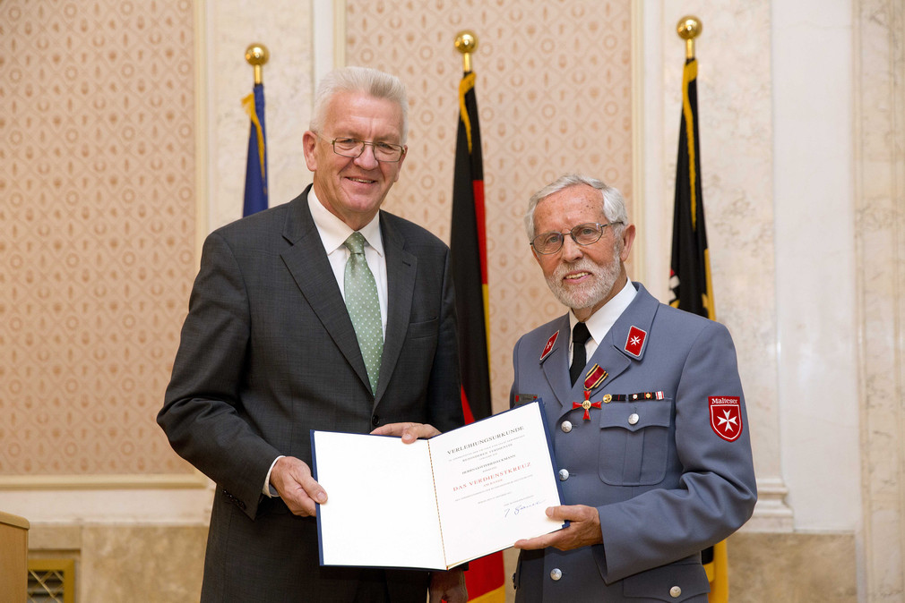 Ministerpräsident Winfried Kretschmann (l.) und Gottfried Eckmann (r.)