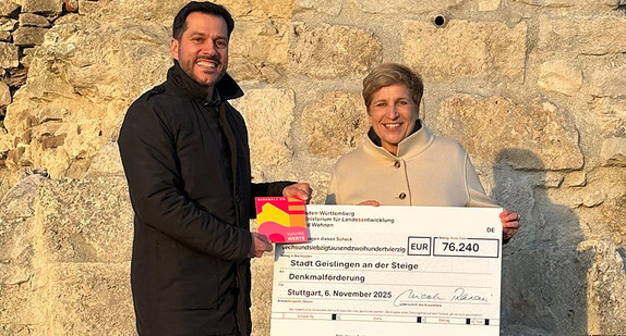 v.l.: Ignazio Ceffalia, Oberbürgermeister der Stadt Geislingen an der Steige, und Ministerin Nicole Razavi MdL v.l.: Ignazio Ceffalia, Oberbürgermeister der Stadt Geislingen an der Steige, und Ministerin Nicole Razavi MdL