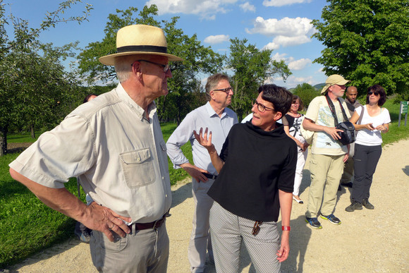 Freilichtmuseum Beuren: Ministerpräsident Winfried Kretschmann (l.) im Gespräch