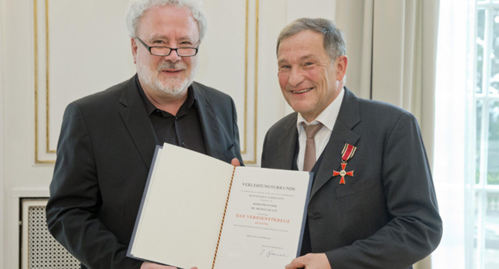 Staatssekretär Klaus-Peter Murawski (l.) und Prof. Dr. Michael Quaas (r.)