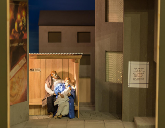 „Krippen im Wandel der Zeit“ Krippenausstellung in der Landesvertretung Impressionen von der Krippenausstellung