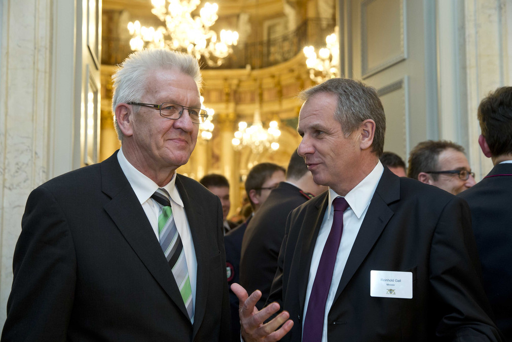 Ministerpräsident Winfried Kretschmann (l.) und Innenminister Reinhold Gall (r.)