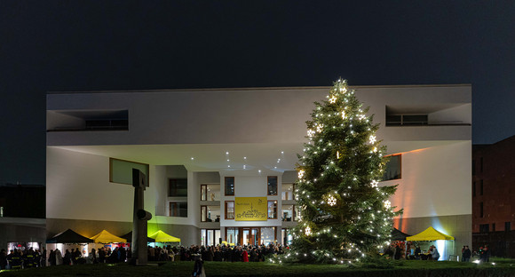 Übergabe der Gengenbacher Weihnachtstanne an die Landesvertretung, 25.11.2025