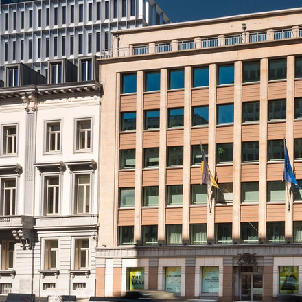 Außenansicht beider Gebäude der Landesvertretung in Brüssel.