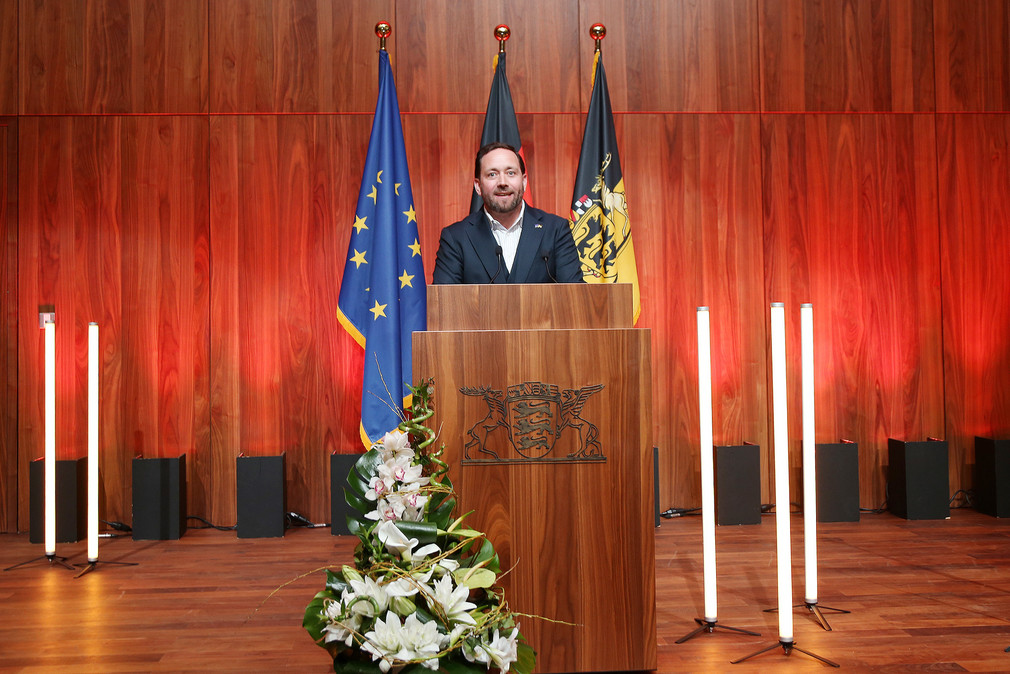 Staatssekretär Florian Hassler bei seiner Ansprache
