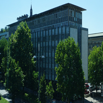 Ministeriumsgebäude an der Theodor-Heuss-Straße (Bild: © Ministerium für Wirtschaft, Arbeit und Wohnungsbau)
