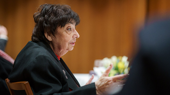 Inge Auerbacher besucht die Landesvertretung