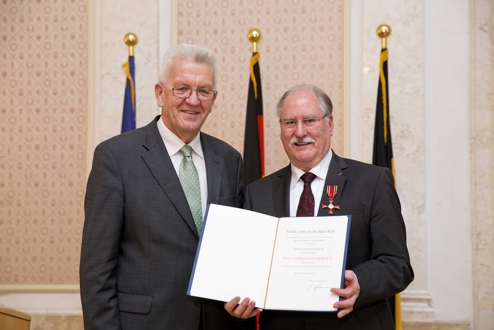 Ministerpräsident Winfried Kretschmann (l.) und Manfred Schwab (r.)
