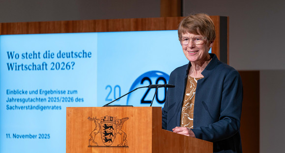 Prof. Dr. Veronika Grimm