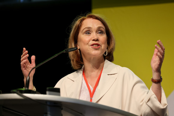 Forschung Nobelpreisträger-Schifffahrt 2023 Wissenschaftsministerin Petra Olschowski bei ihrer Ansprache