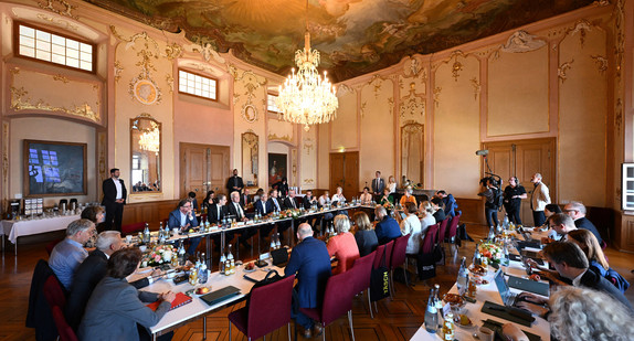 Auswärtige Kabinettssitzung im Neuen Schloss in Meersburg