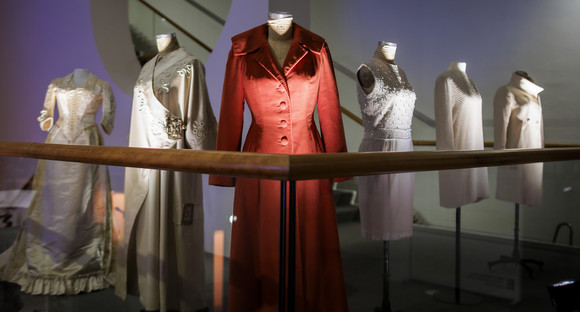 Haute Couture aus dem Tiergartenviertel: Die vergessene Modegeschichte Berlins am 10. Dezember 2025 in der Landesvertretung Baden-Württemberg