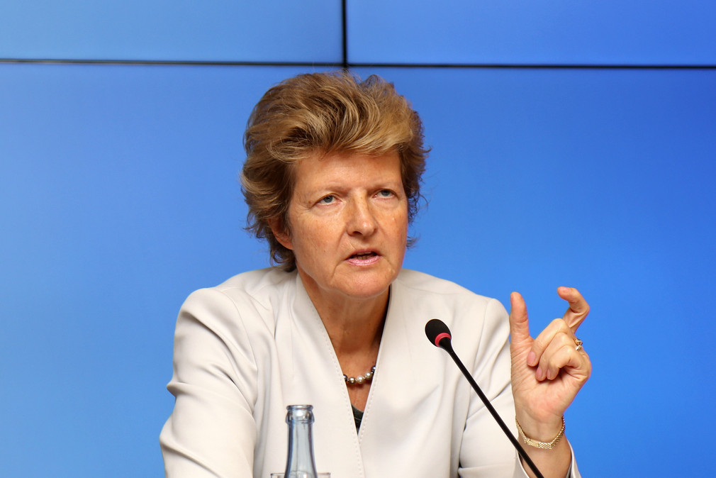 Gisela Meister-Scheufelen bei der Regierungspressekonferenz