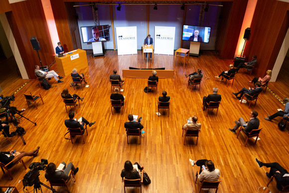 8. Sommerakademie Gute Schnitzel für alle? 8. Sommerakademie 2020