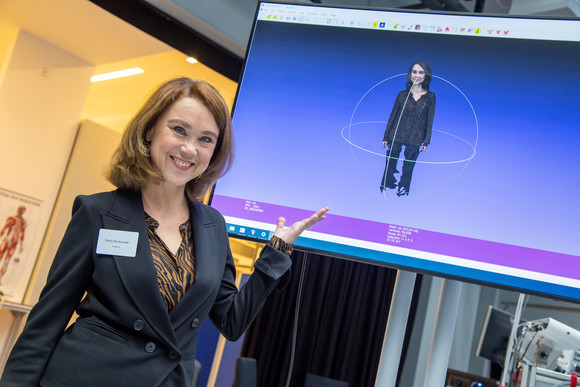 Staatssekretärin Petra Olschowski im Cyber Valley in Tübingen (Bild: Staatsministerium Baden-Württemberg)