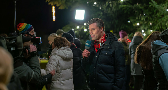 Übergabe der Gengenbacher Weihnachtstanne an die Landesvertretung, 25.11.2025