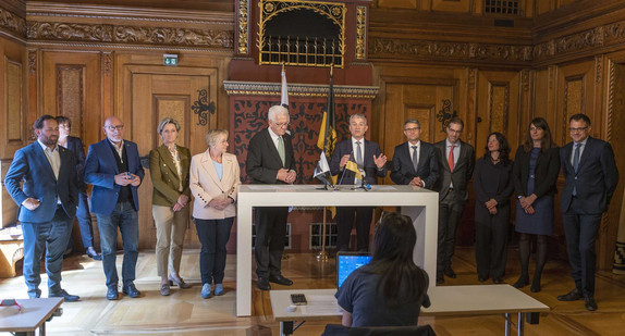 Unterzeichnung einer Gemeinsamen Absichtserklärung zur Zusammenarbeit zwischen Baden-Württemberg und Basel-Stadt in Zukunftsbereichen