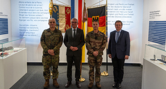 Besuch bei der Deutsch-Französischen-Brigade Besuch bei der Deutsch-Französischen-Brigade
