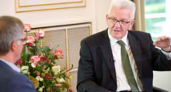 In der Online-Sprechstunde hat Ministerpräsident Winfried Kretschmann die Fragen der Bürgerinnen und Bürger beantwortet.