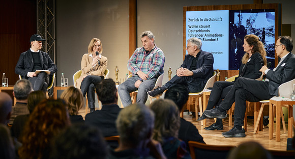V.l.n.r.: Dr. Andreas Bareiss, Wiebke Wiesner, Gerd Nefzer, Staatssekretär Arne Braun, Stefanie LArson und Carl Bergengruen