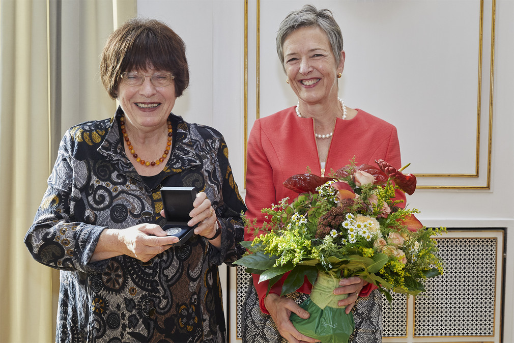 Staatsrätin Gisela Erler (l.) und Irene Flückiger Sutter (r.) (Foto: Staatsministerium Baden-Württemberg)