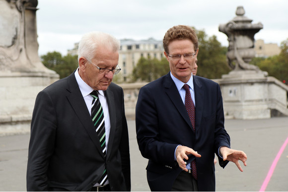 Ministerpräsident Winfried Kretschmann (l.) und der deutsche Botschafter Nikolaus Meyer-Landrut (r.)