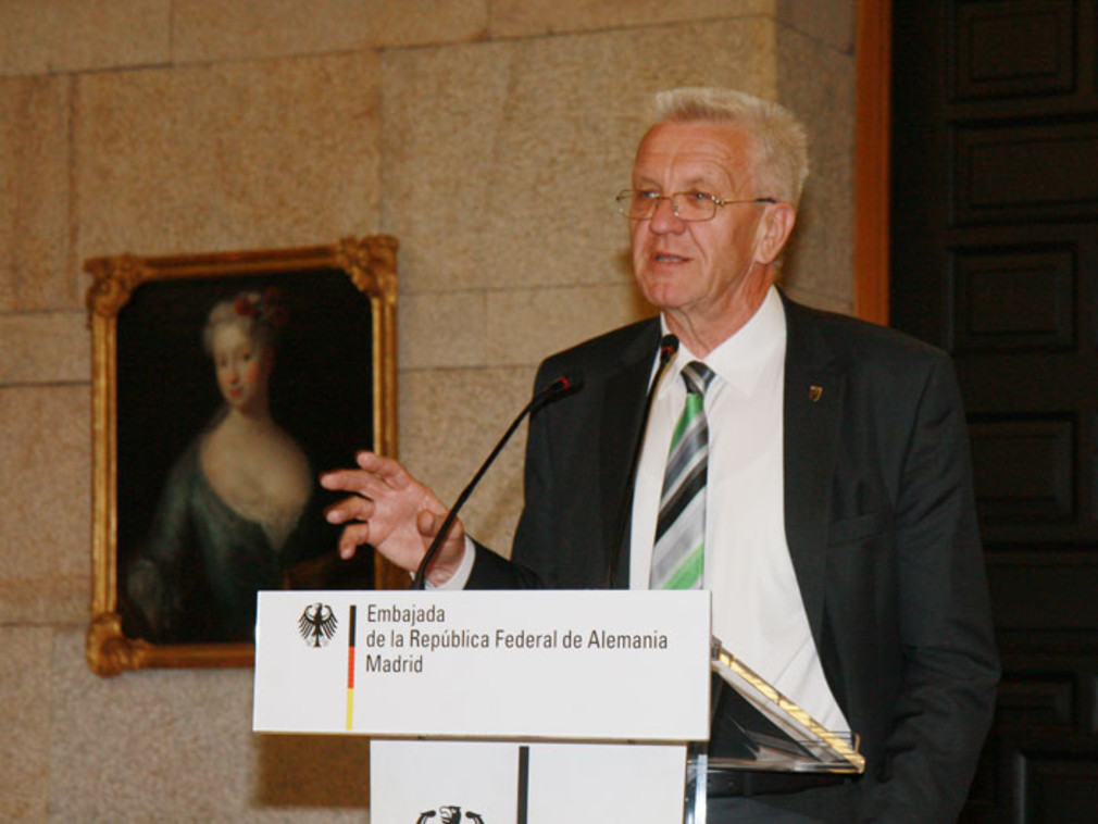 Rede von Ministerpräsident Winfried Kretschmann in der Residenz des deutschen Botschafters in Spanien.