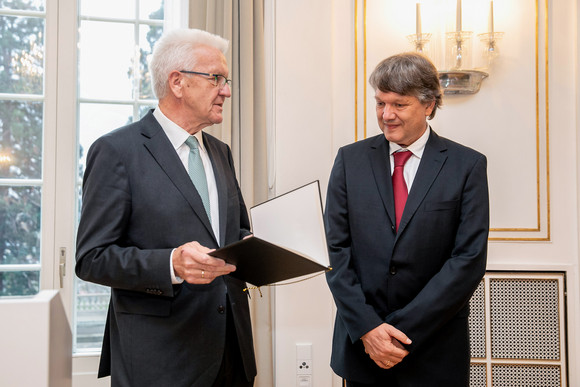 Ministerpräsident Winfried Kretschmann (l.) und Dr. Christof Bosch (r.) (Bild: 