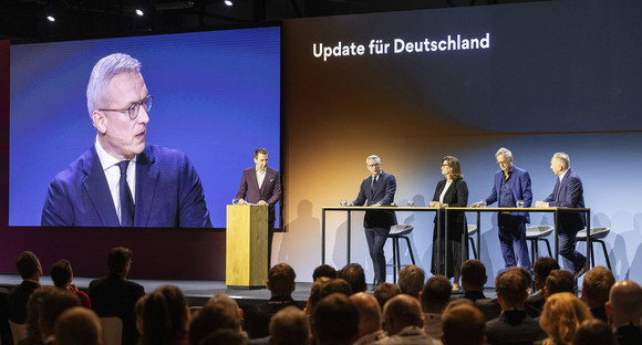 BDEW Kongress 2026 mit Staatssekretär Rudi Hoogvliet auf dem Panel
