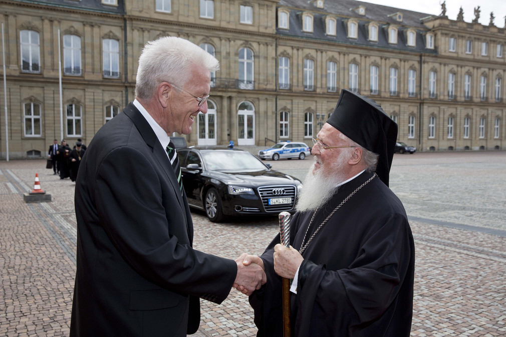 Ministerpräsident Winfried Kretschmann (l.) und Patriarch Bartholomaios (r.)