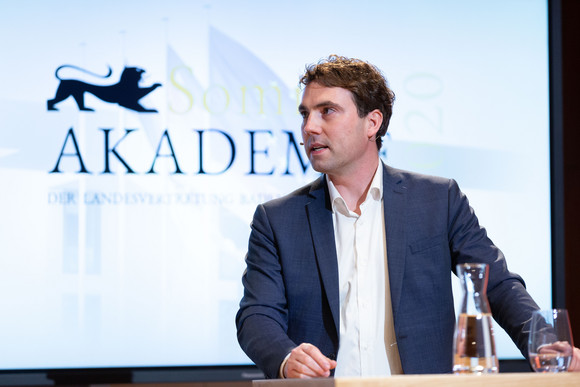 8. Sommerakademie Gute Schnitzel für alle? 8. Sommerakademie 2020