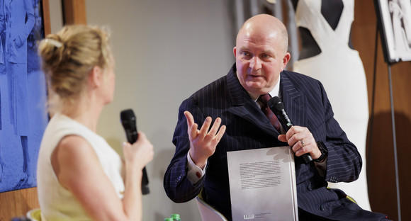 Haute Couture aus dem Tiergartenviertel: Die vergessene Modegeschichte Berlins am 10. Dezember 2025 in der Landesvertretung Baden-Württemberg