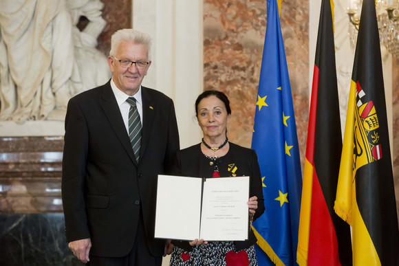 Ministerpräsident Winfried Kretschmann (l.) und Carmen Würth (r.)