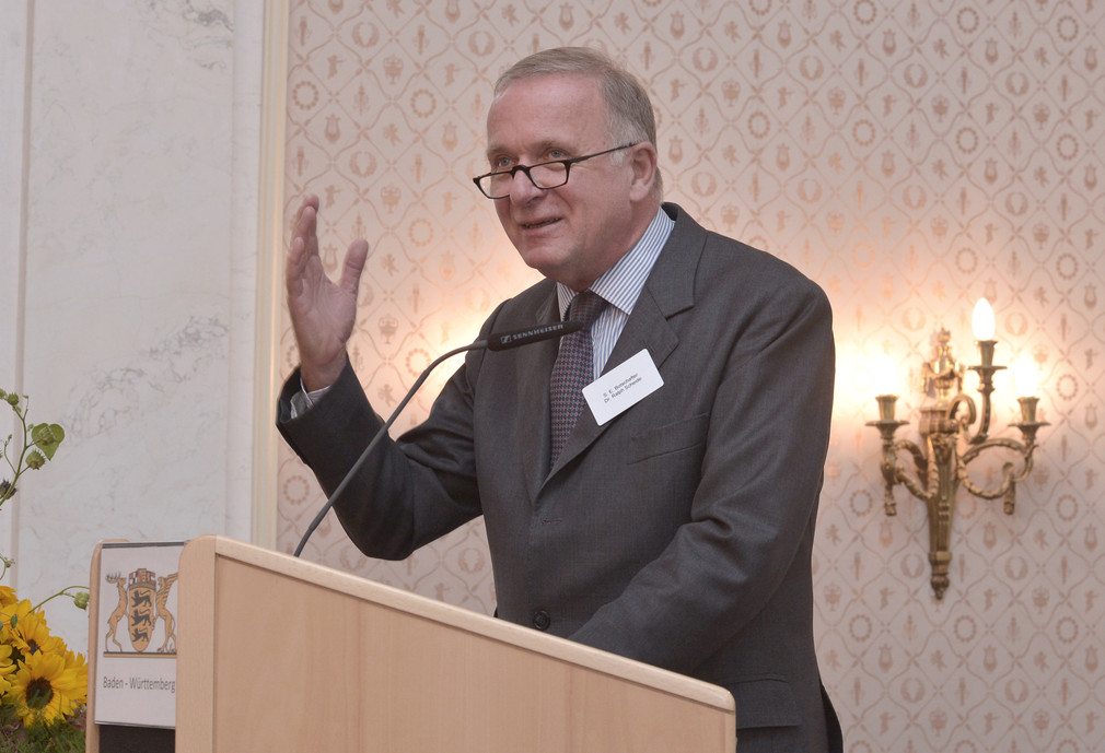 Der Botschafter der Republik Österreich S.E. Dr. Ralph Scheide