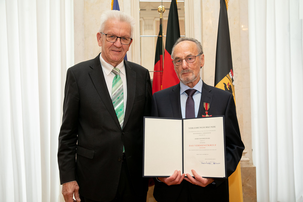 Ministerpräsident Winfried Kretschmann (l.) und Manfred Wahl (r.) (Bild: Staatsministerium Baden-Württemberg)