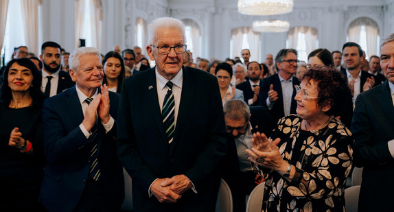 Stehender Applaus für Ministerpräsident Winfried Kretschmann