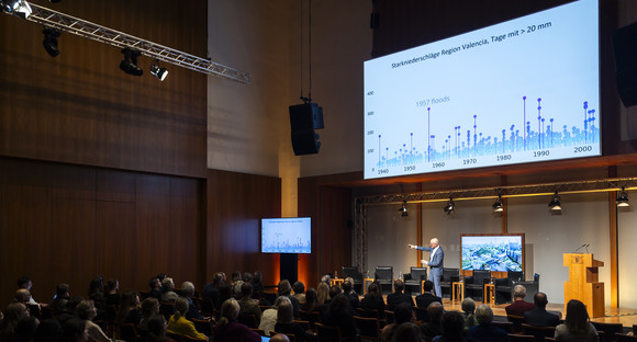 Veranstaltung zum Thema Klimaschutz in der Landesvertretung Baden Wuertemberg, aufgenommen in Berlin, 27.11.2025.