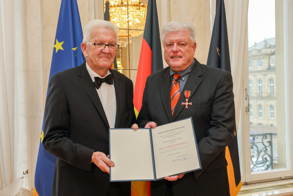 Ministerpräsident Winfried Kretschmann (links) und Karl Friedrich Jöst (rechts)